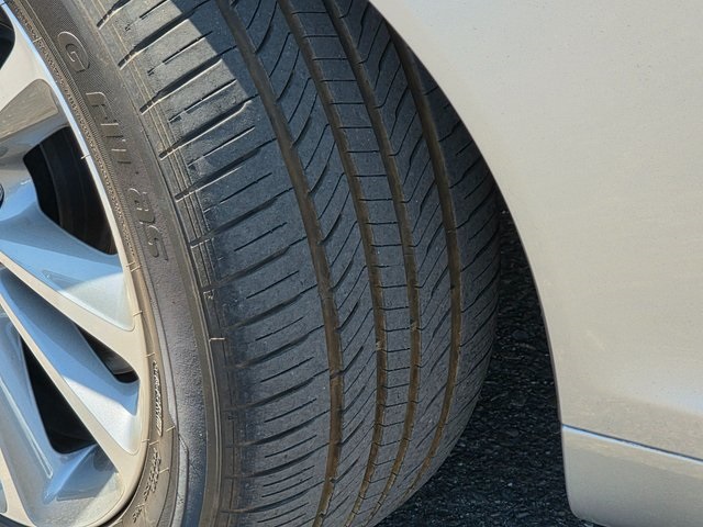 2013 Volvo C70 T5 Premier Plus Image 11 of 43