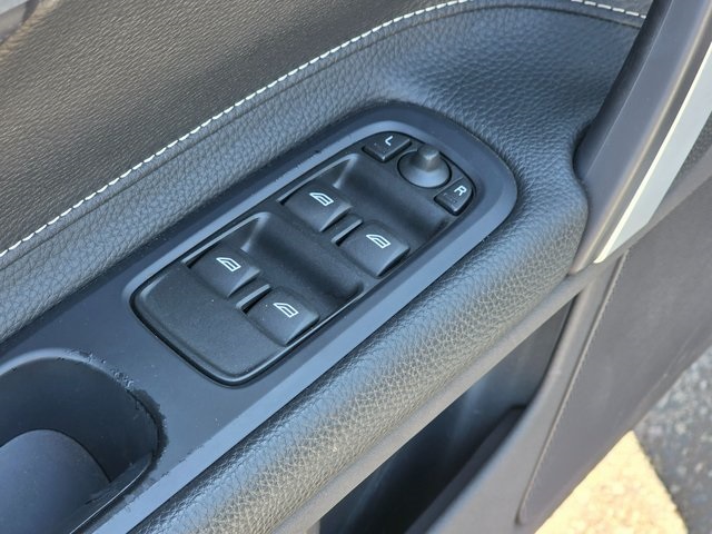 2013 Volvo C70 T5 Premier Plus Image 43 of 43