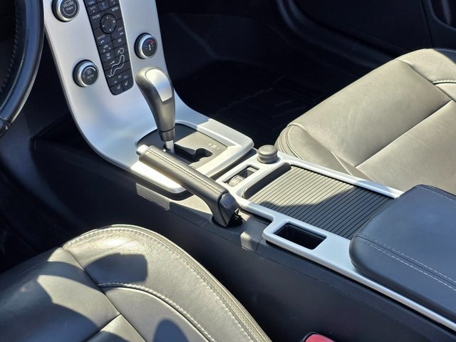 2013 Volvo C70 T5 Premier Plus Image 28 of 43