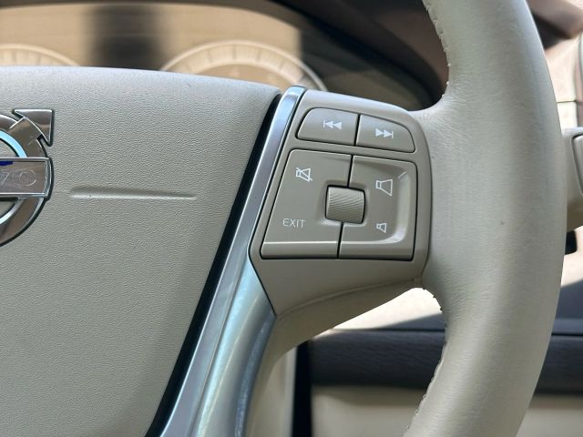 Vehicle image 45 of 48