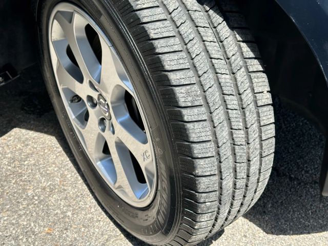Vehicle image 18 of 48