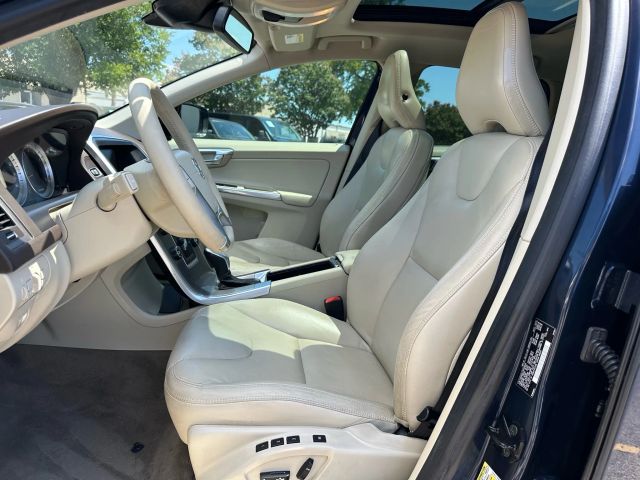Vehicle image 27 of 48