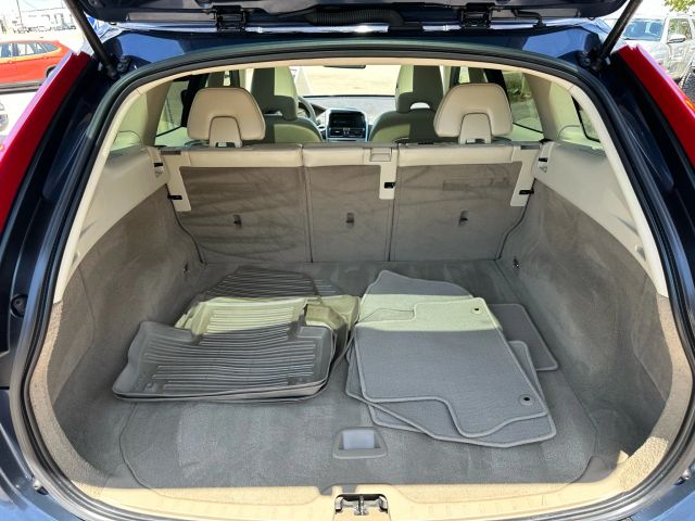 Vehicle image 22 of 48