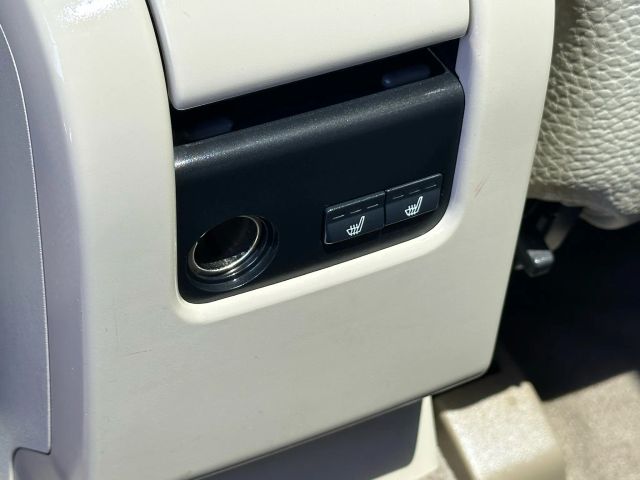 Vehicle image 44 of 48