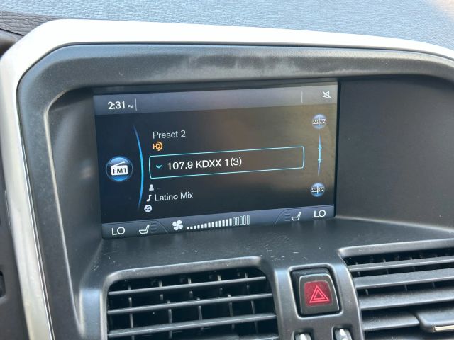 Vehicle image 37 of 48