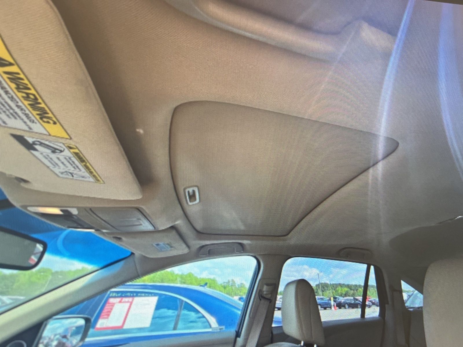 Vehicle image 11 of 13