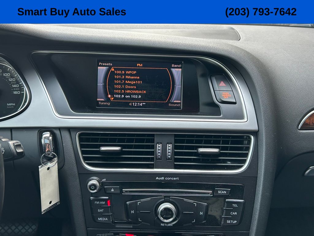 Vehicle image 20 of 34