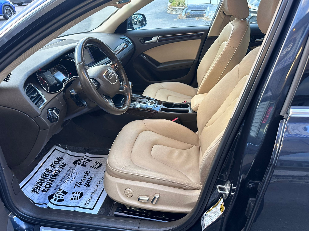 Vehicle image 12 of 18