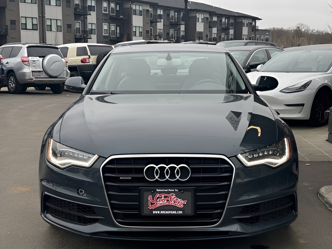 Vehicle image 27 of 34