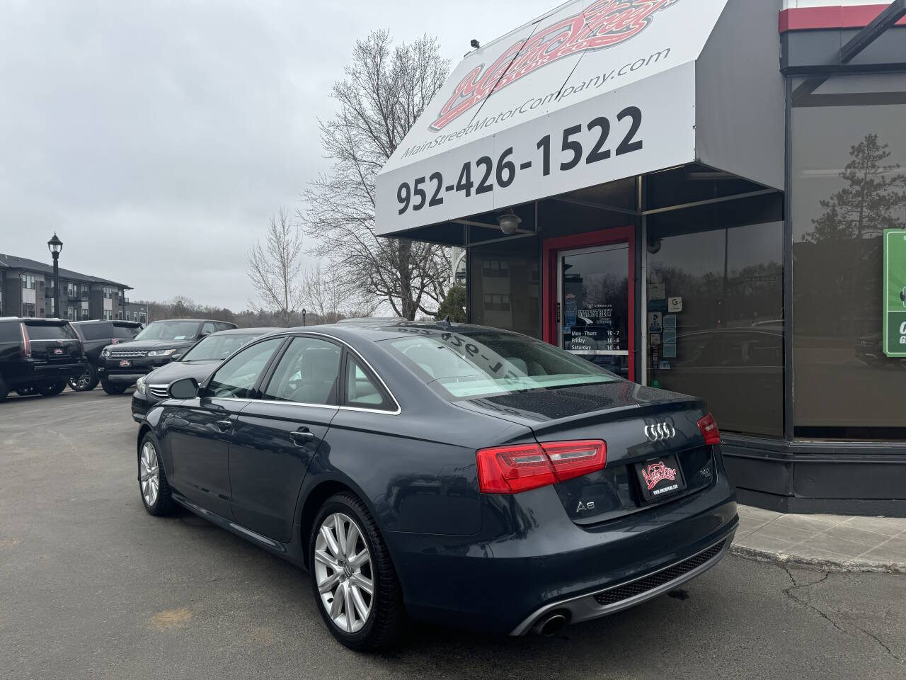 Vehicle image 8 of 34