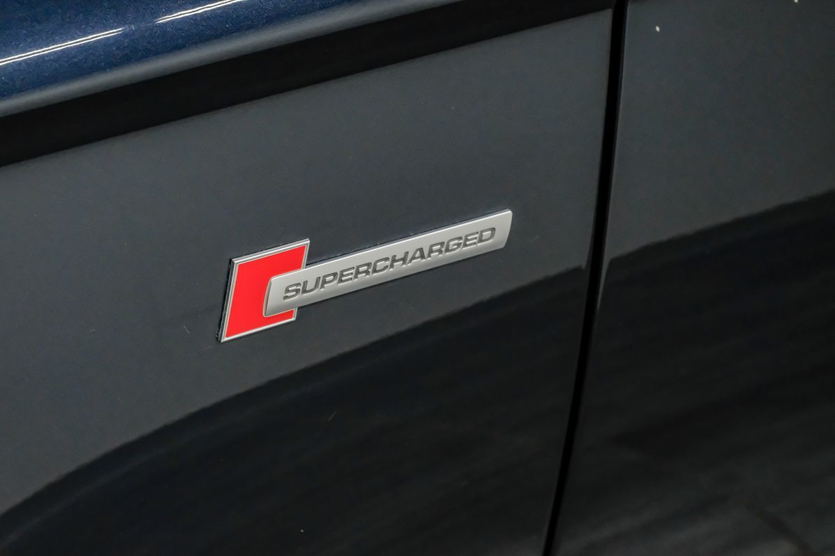 Vehicle image 43 of 56