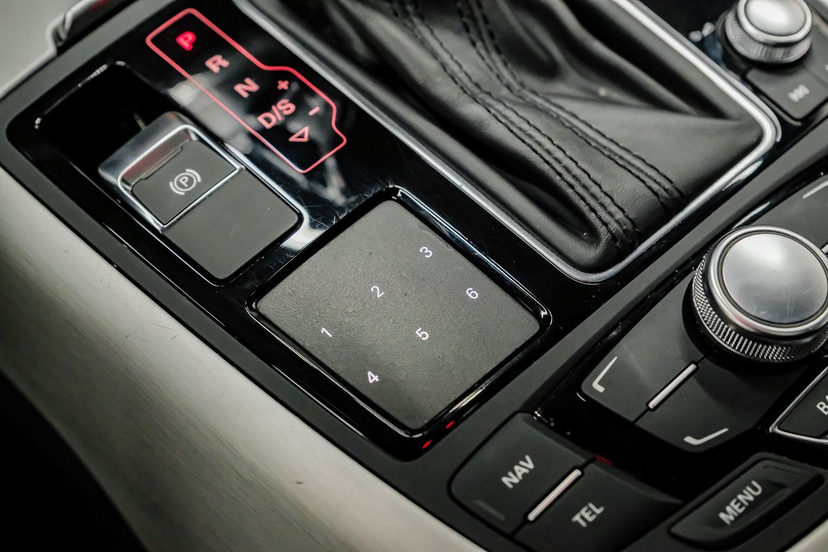 Vehicle image 24 of 56