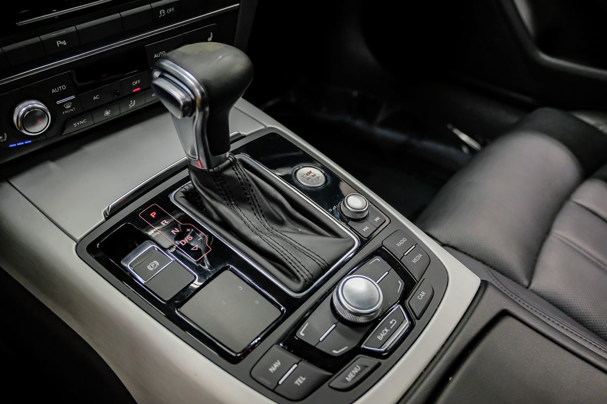Vehicle image 23 of 56