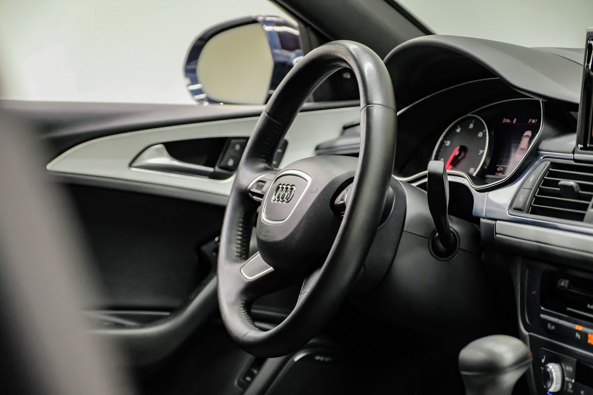 Vehicle image 9 of 56