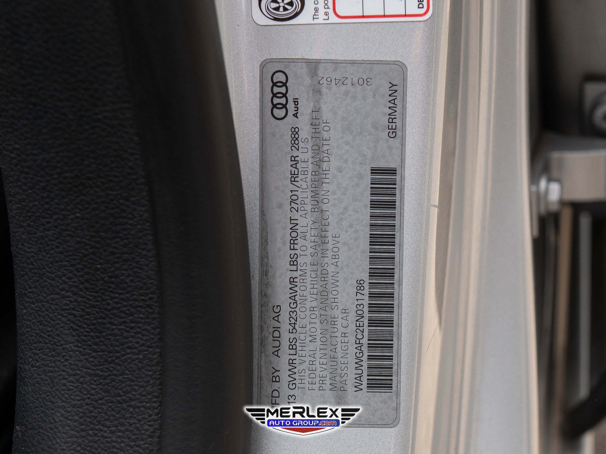 Vehicle image 34 of 50