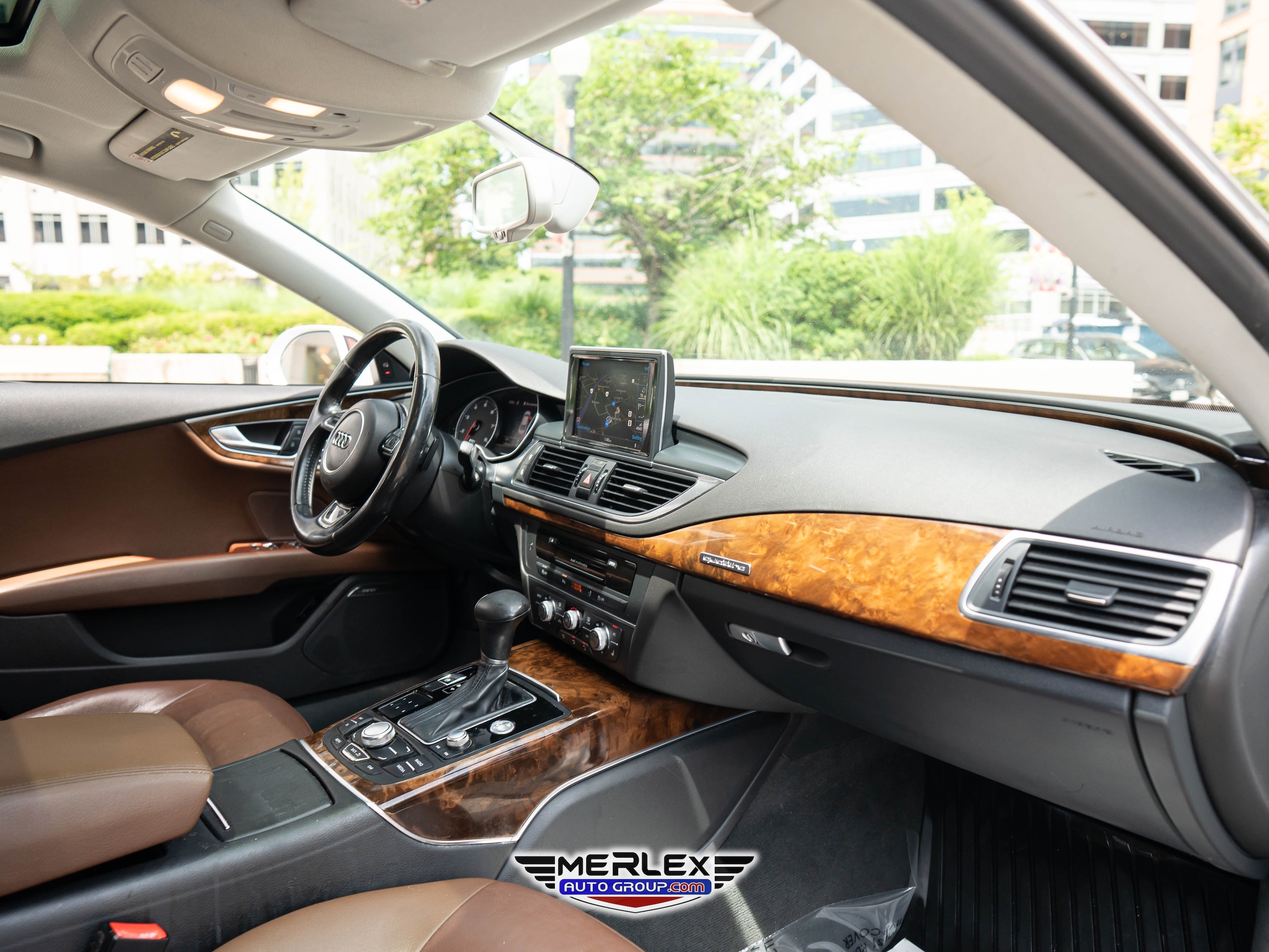 Vehicle image 20 of 50