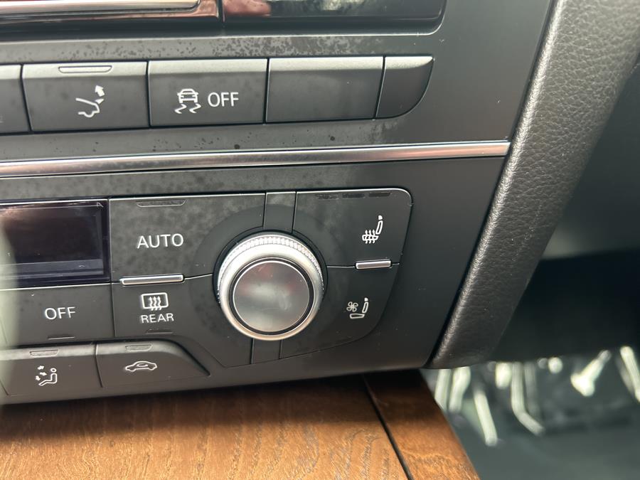 Vehicle image 11 of 11