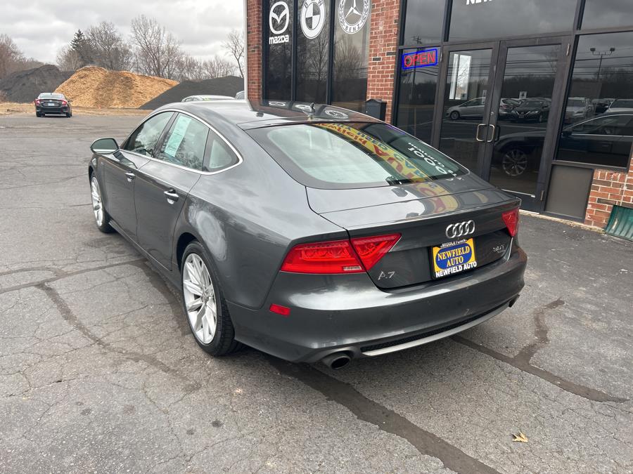 Vehicle image 6 of 11