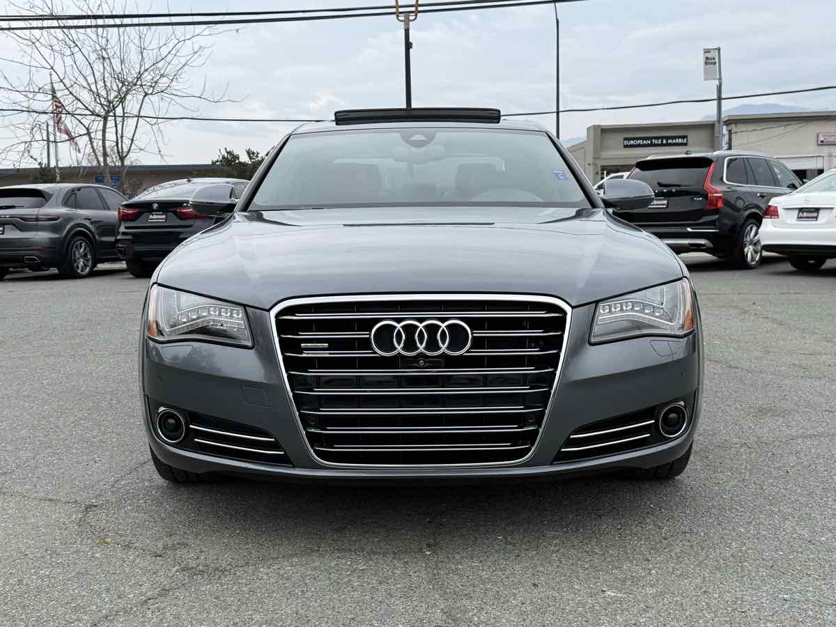 2014 Audi A8 L 4.0T Image 2 of 37