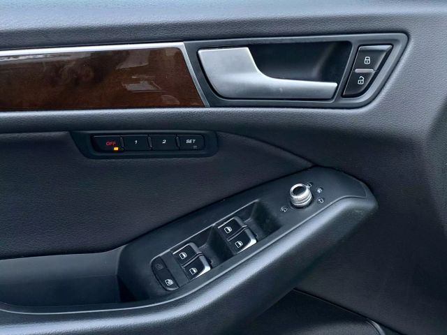 Vehicle image 21 of 24
