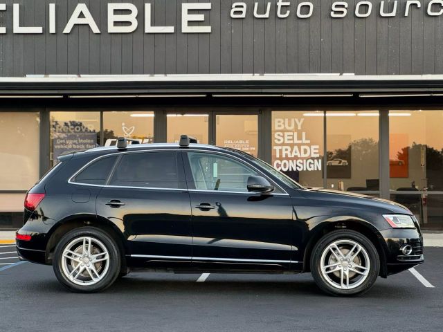 Vehicle image 4 of 24