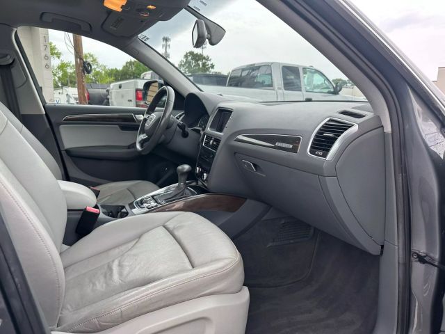 Vehicle image 22 of 38