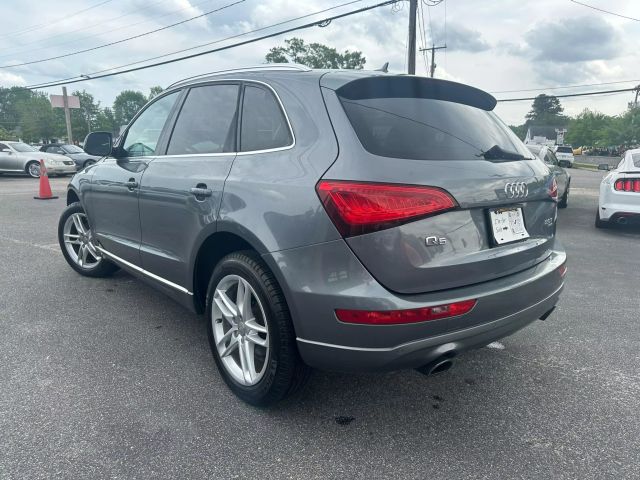 Vehicle image 6 of 38