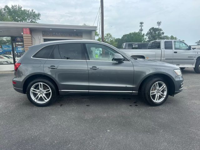 Vehicle image 4 of 38