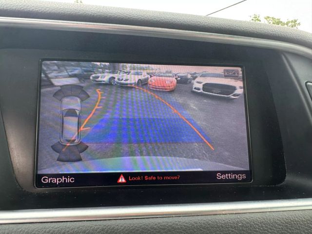 Vehicle image 27 of 38