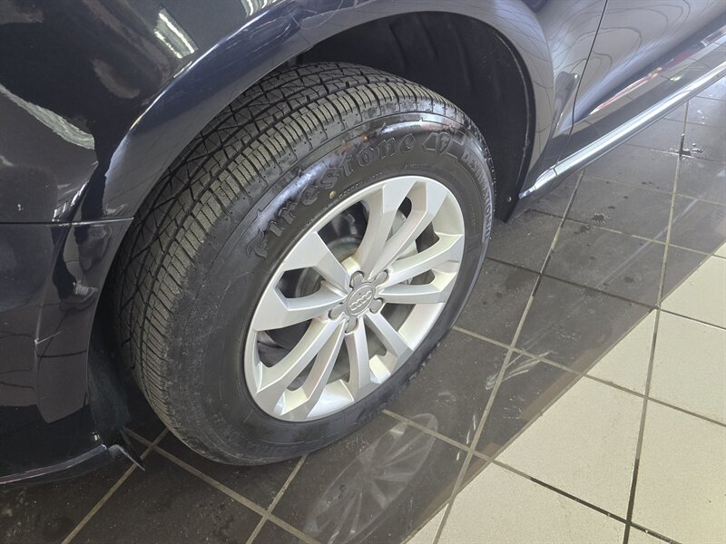 Vehicle image 37 of 37