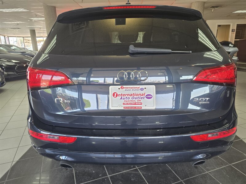 Vehicle image 6 of 37