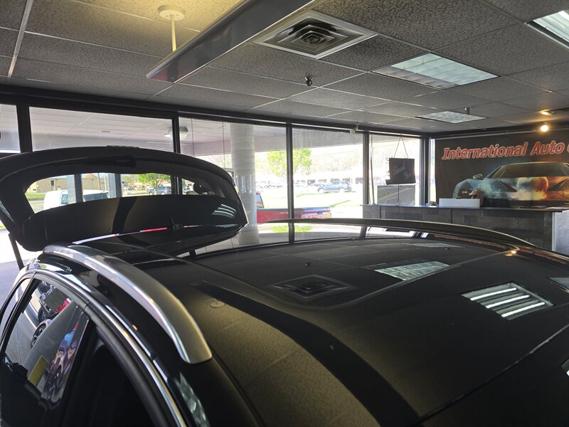 Vehicle image 34 of 37