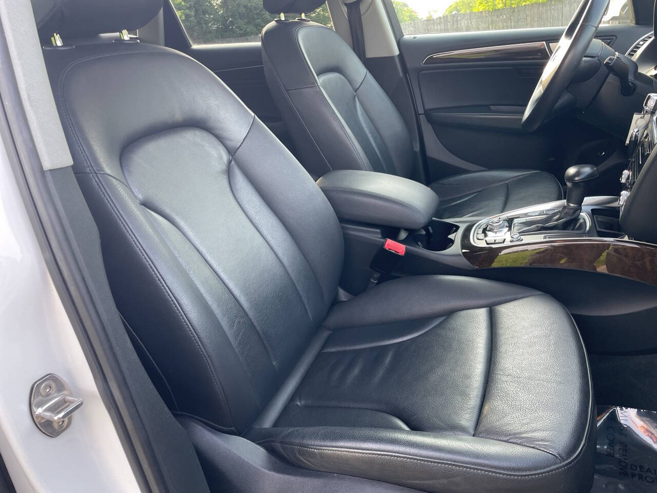 Vehicle image 23 of 39