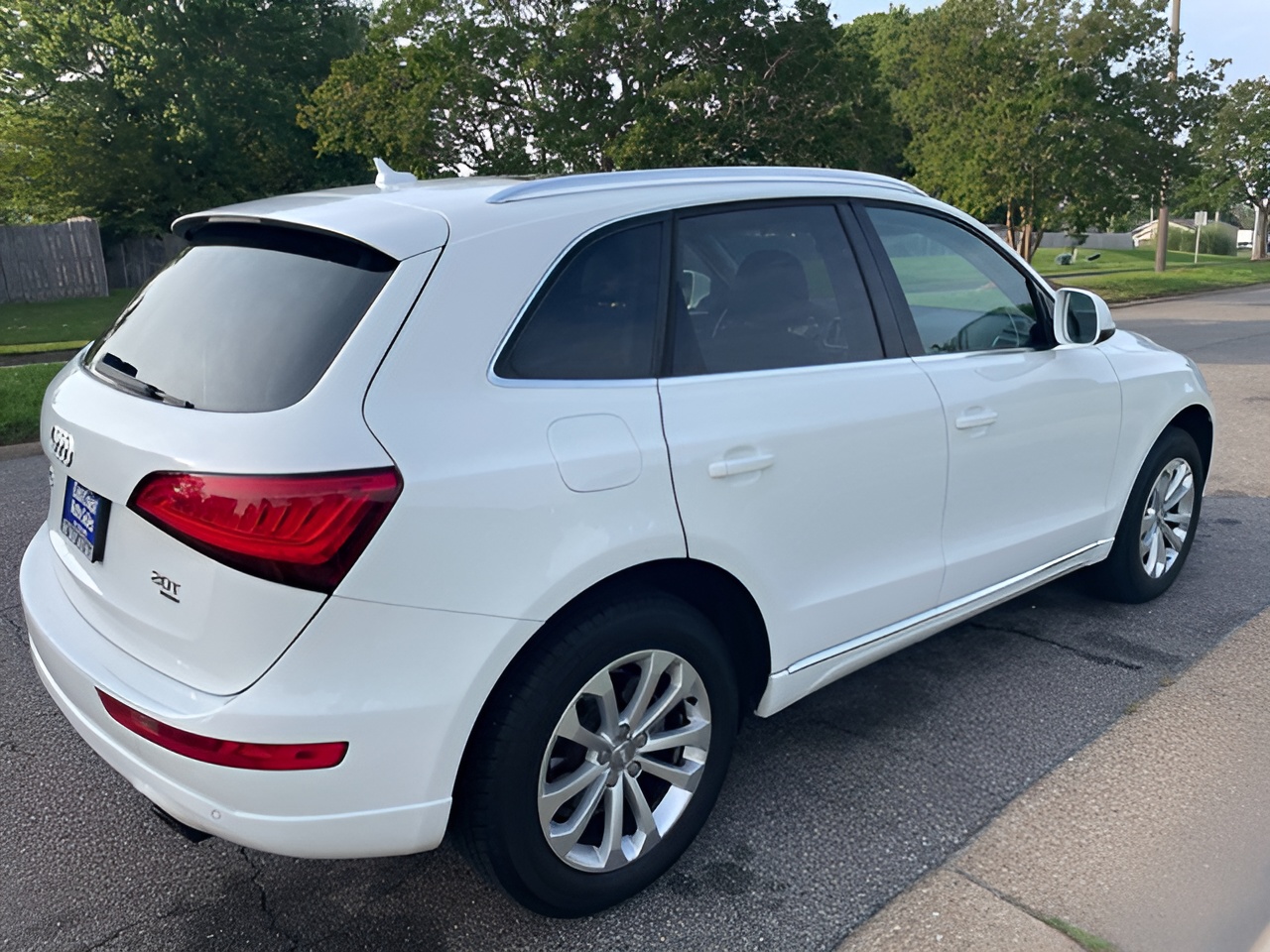 Vehicle image 36 of 39