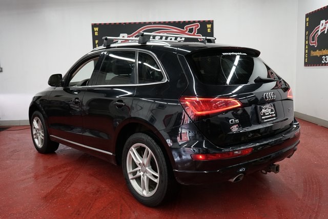 Vehicle image 6 of 50