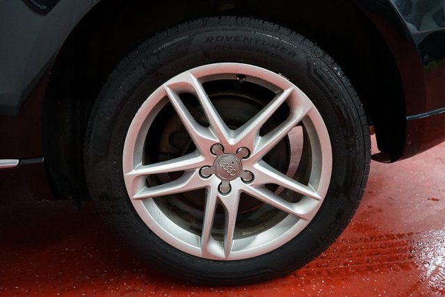 Vehicle image 49 of 50