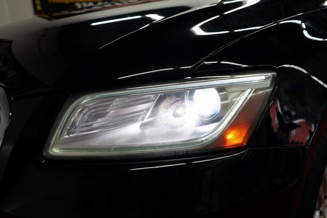 Vehicle image 16 of 50