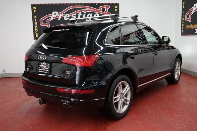 Vehicle image 4 of 50