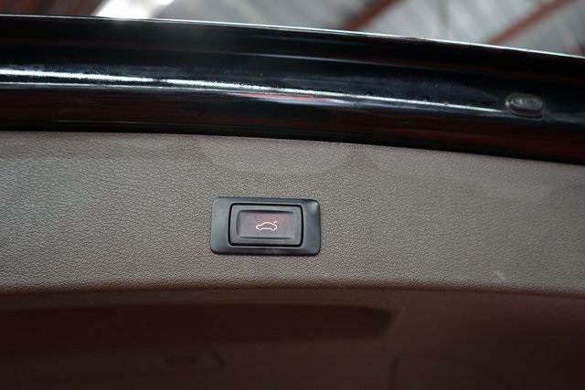 Vehicle image 44 of 50