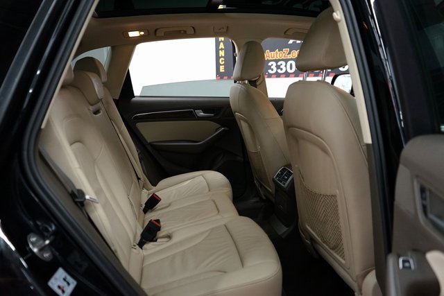 Vehicle image 15 of 50