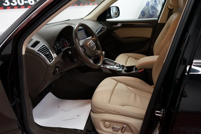 Vehicle image 19 of 50