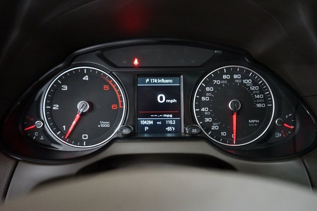 Vehicle image 27 of 50