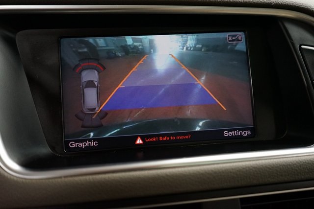 Vehicle image 11 of 50