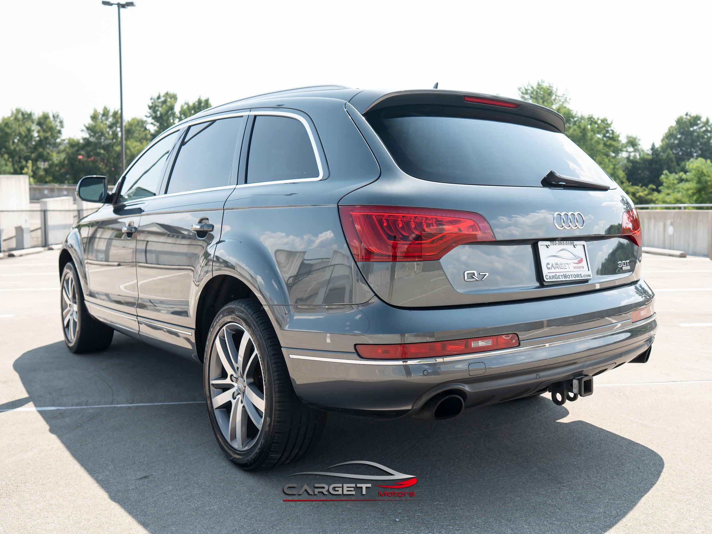Vehicle image 6 of 56