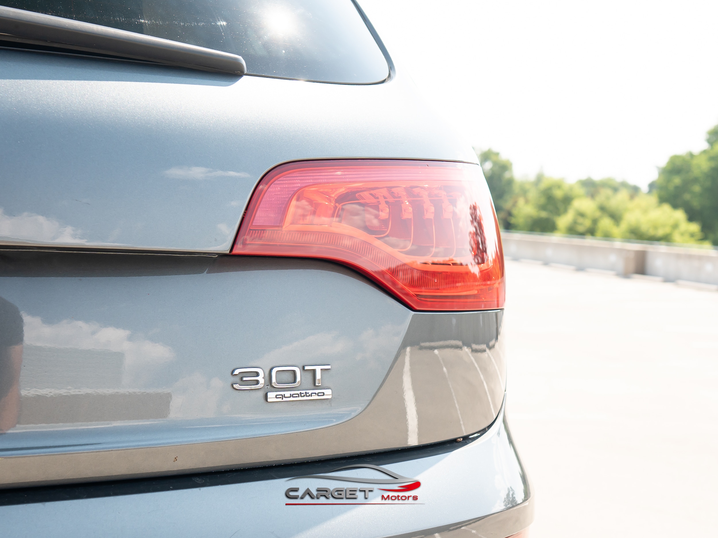 Vehicle image 53 of 56