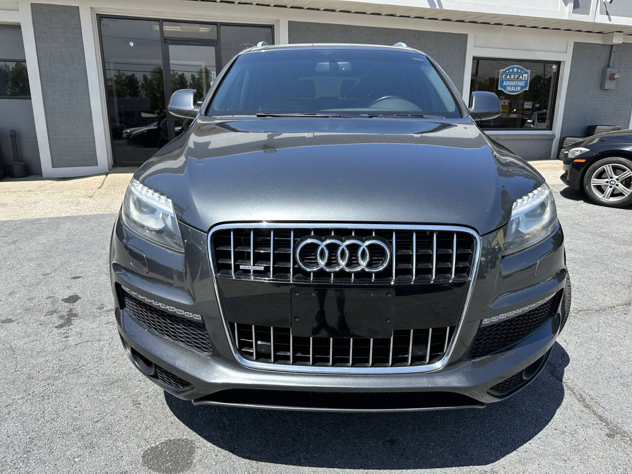 Vehicle image 8 of 57