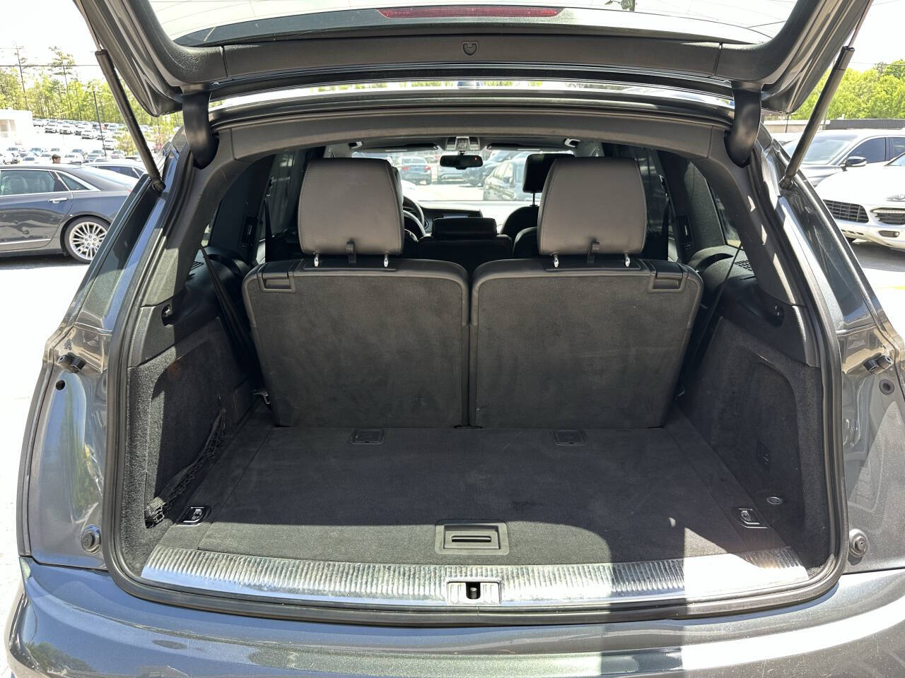 Vehicle image 45 of 57