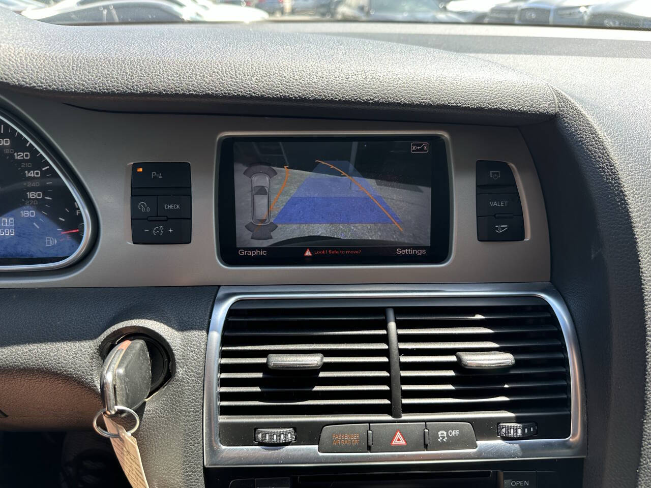 Vehicle image 27 of 57