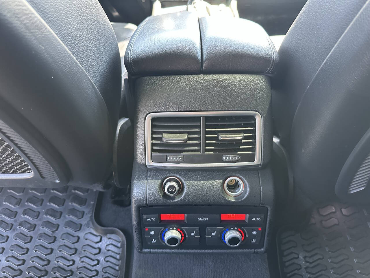 Vehicle image 41 of 57