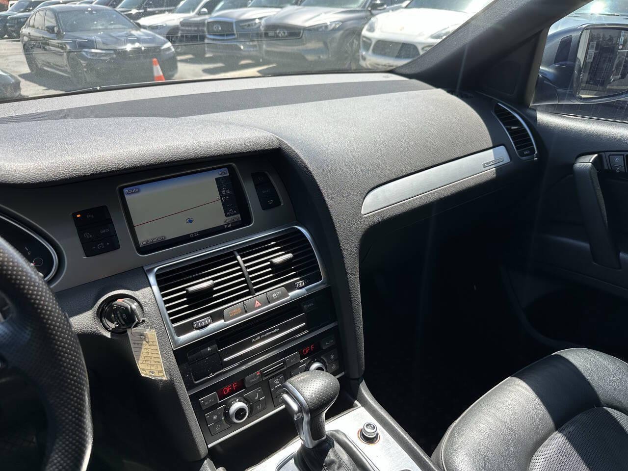 Vehicle image 31 of 57